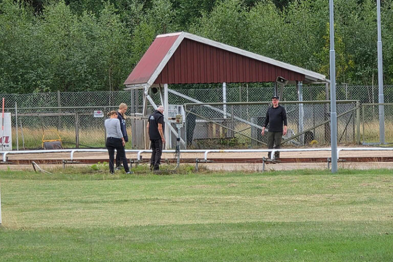 Förberedelser vid startboxarna